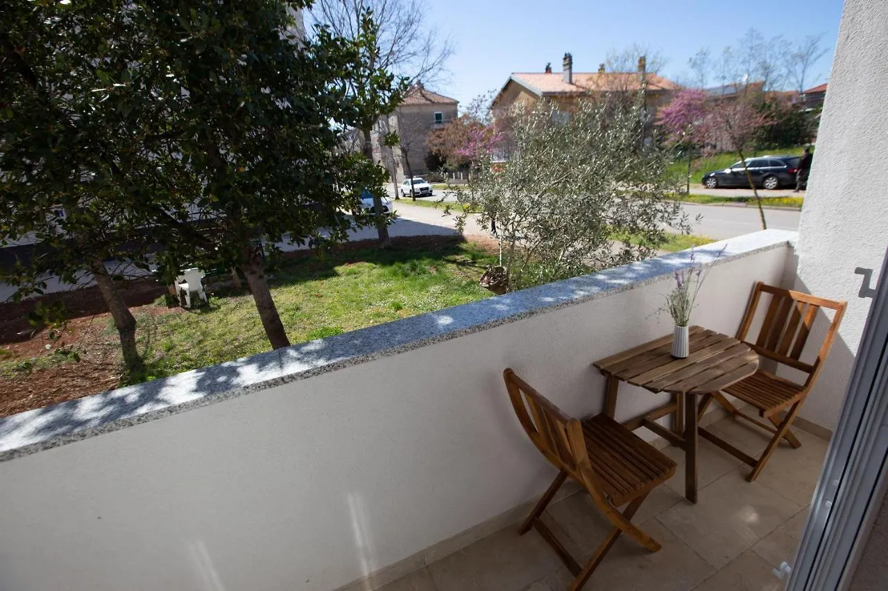 Pipi 2Br Apt With Balcony Zadar