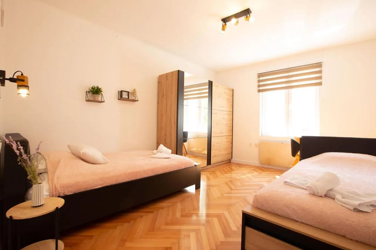 Apartment Pipi 2Br Apt With Balcony Zadar Croatia