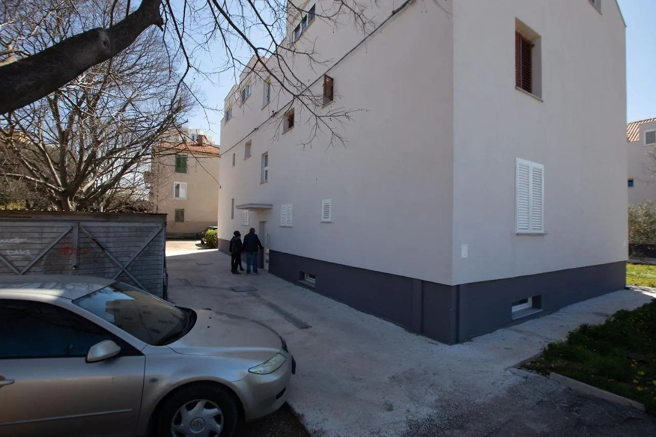 Apartament Pipi 2Br Apt With Balcony Zadar