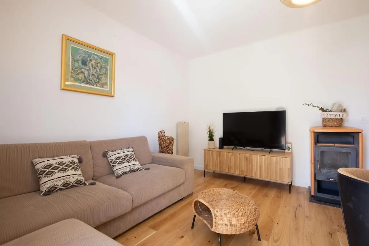 Pipi 2Br Apt With Balcony Zadar Apartment