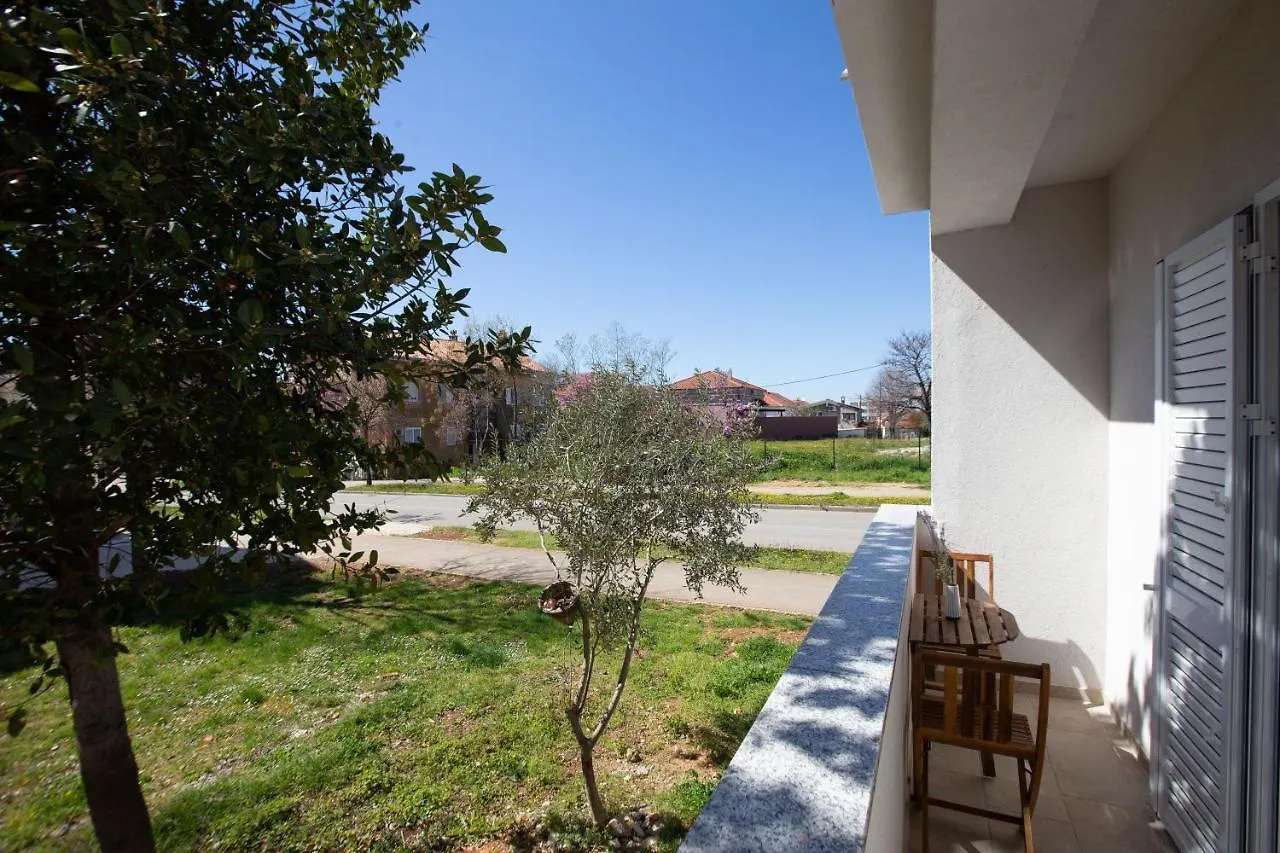 Pipi 2Br Apt With Balcony Zadar
